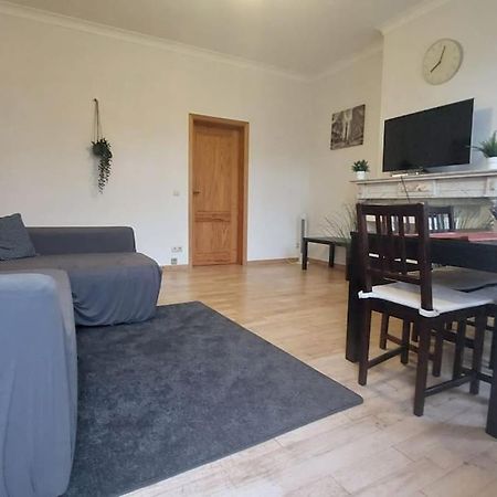 Charming 1-Bedroom Apartment Брюксел Екстериор снимка