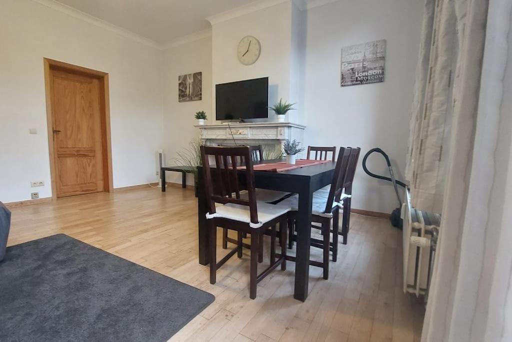 Charming 1-Bedroom Apartment Брюксел Екстериор снимка