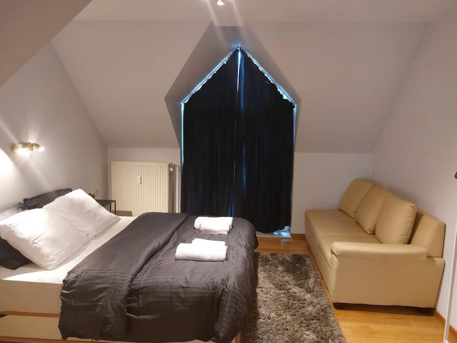 Charming 1-Bedroom Apartment Брюксел Екстериор снимка