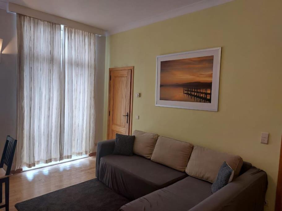 Charming 1-Bedroom Apartment Брюксел Екстериор снимка